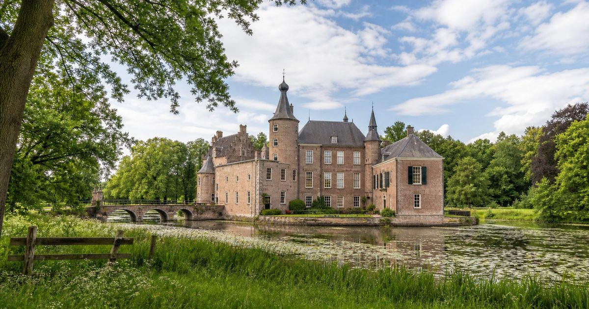 Kasteel Vorden: hoe het kasteel en het dorp met elkaar vergroeiden